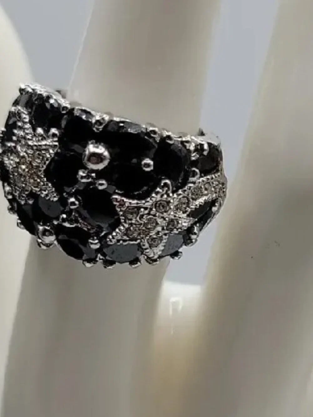 Night Sky Cocktail Ring Prong Set Black Clear Crystal Stars Size 6 Silver Tone